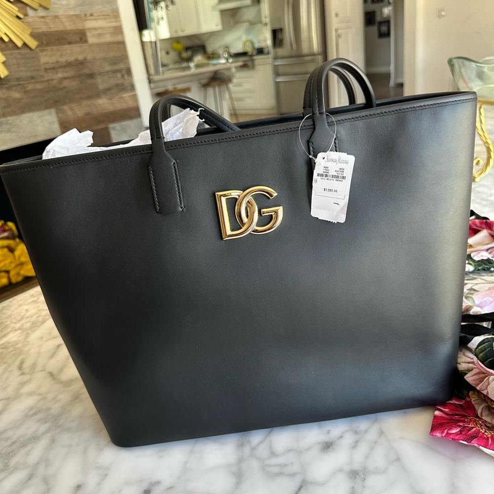 Dolce Gabbana tote leather shopper calfskin black with pouch